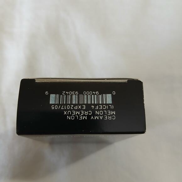 Set of (2) Avon Ultra Color Absolute lipstick Creamy Melon NIB .106 oz SPF 15 - Picture 7 of 8